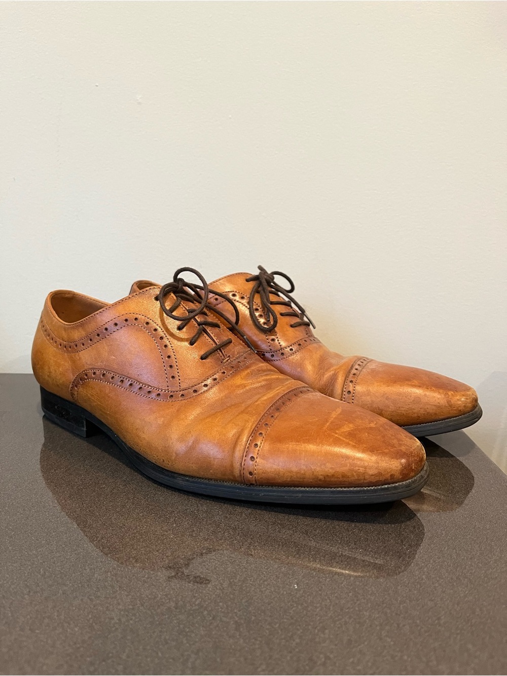Cognac Brown Leather Cap Toe
Oxford Dress Shoes Men's Size 10 Brogue